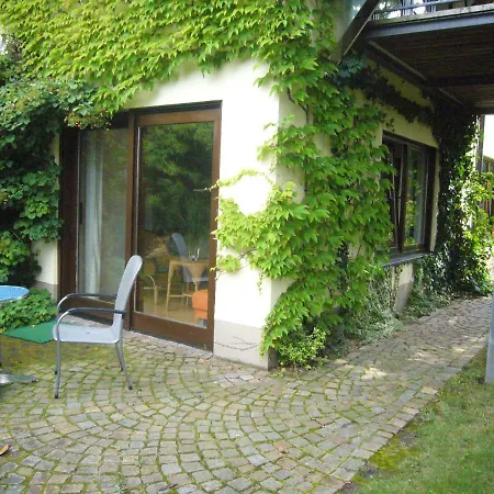 Moossen * Rhodt unter Rietburg